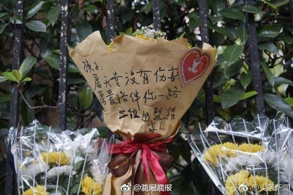 三分2中2！媒体人：扩大进攻范围是好事 但担心李月汝功能变单一